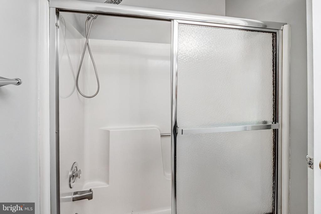 316 SURRY LANE Unit: 132