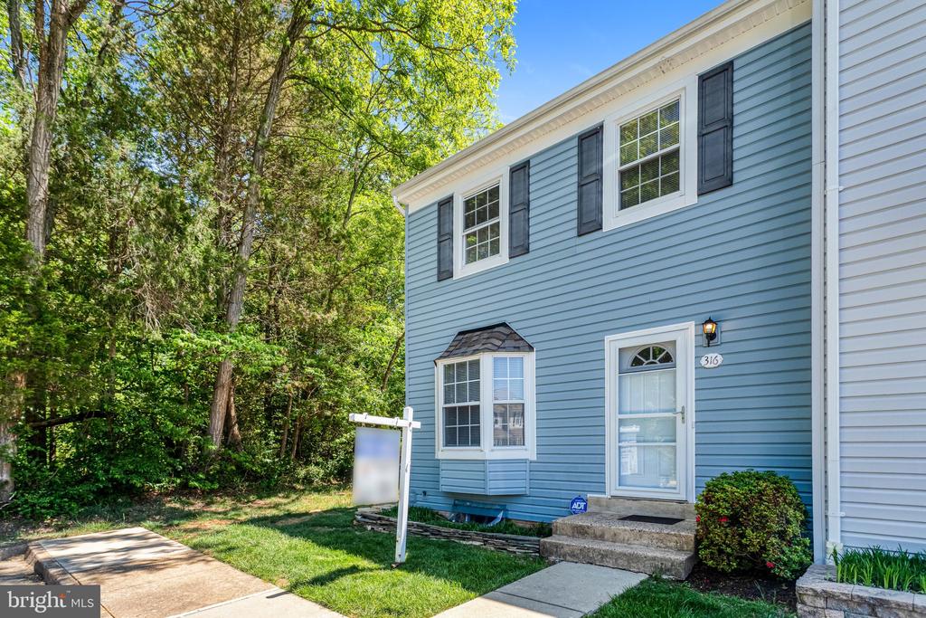 316 SURRY LANE Unit: 132