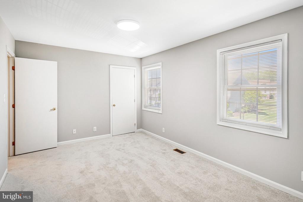 316 SURRY LANE Unit: 132