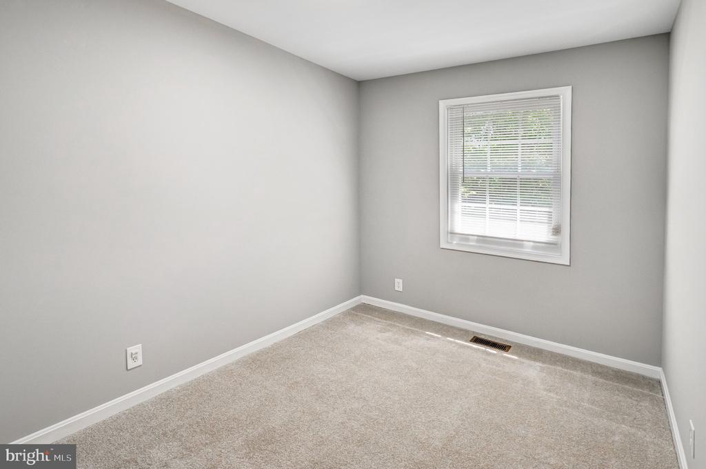 316 SURRY LANE Unit: 132