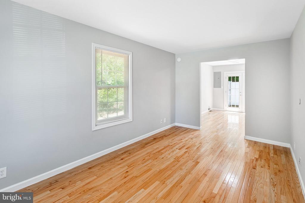 316 SURRY LANE Unit: 132