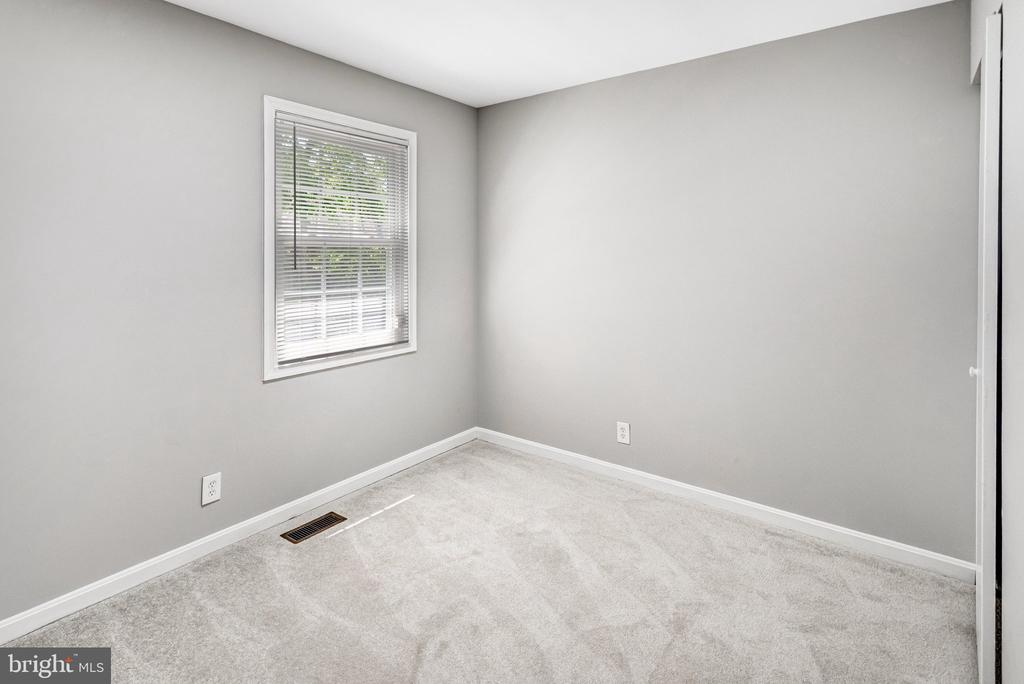 316 SURRY LANE Unit: 132