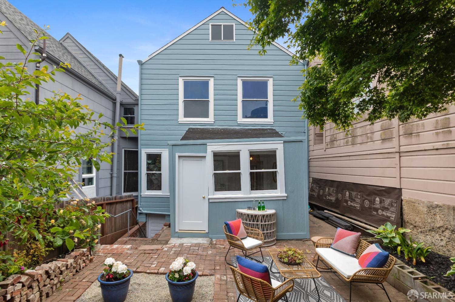 182 Eureka Street