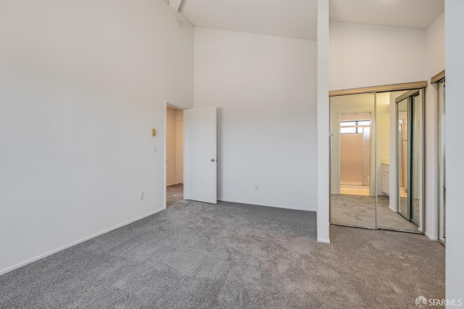 207 Oak Court # 207