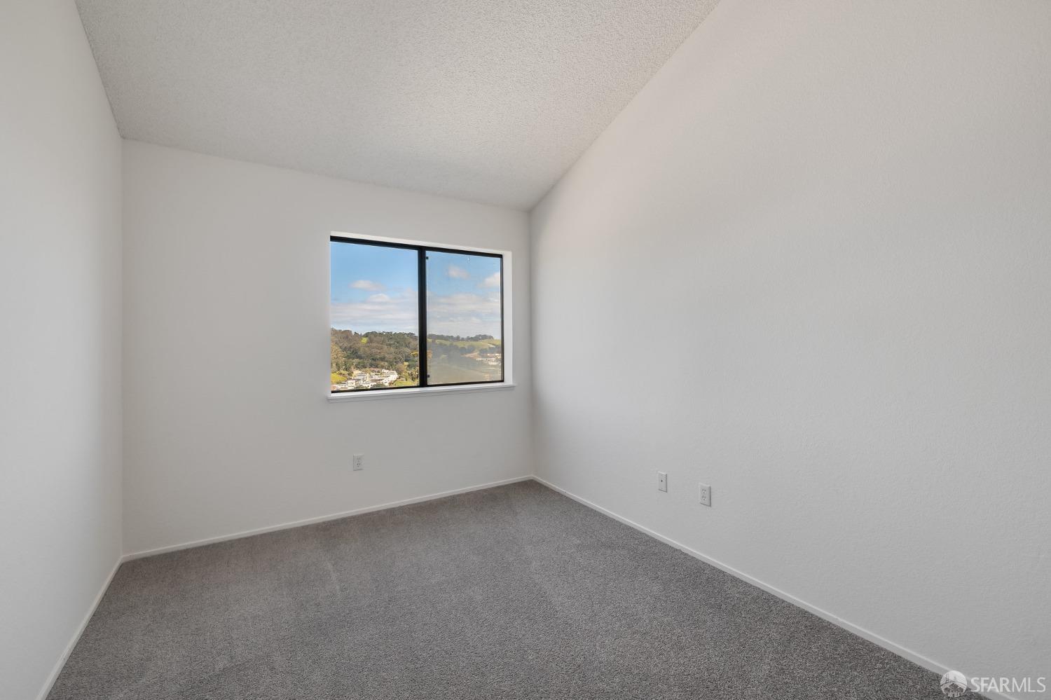 207 Oak Court # 207