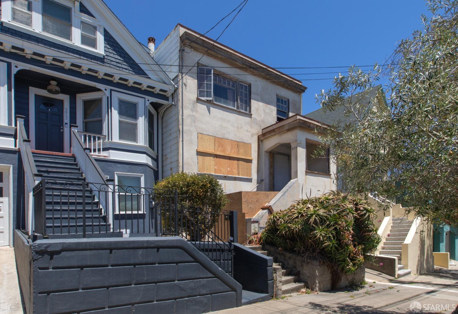 375 Richland Avenue