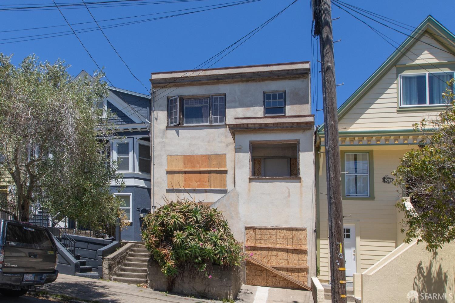 375 Richland Avenue
