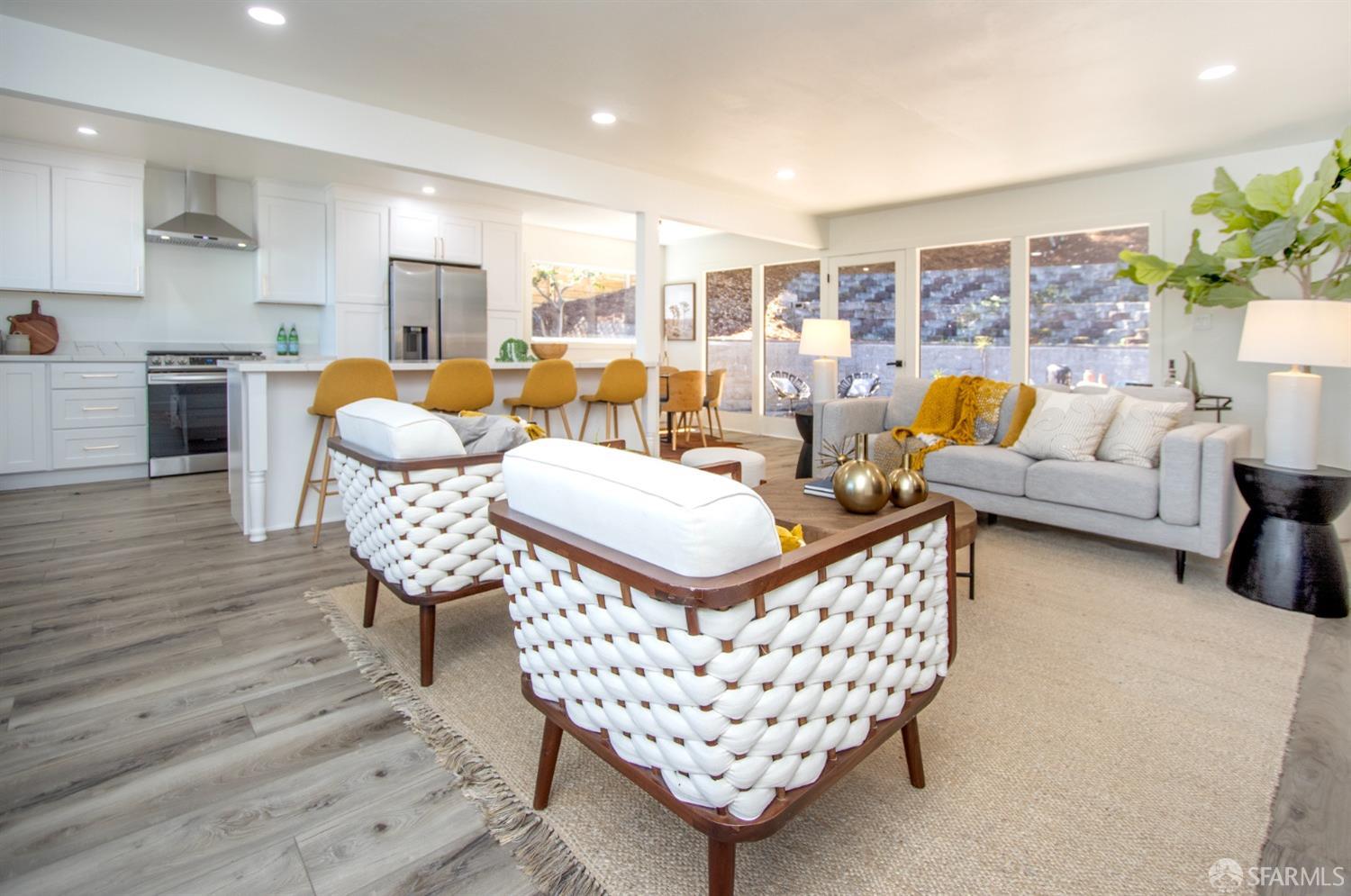 1042 Middlefield Road