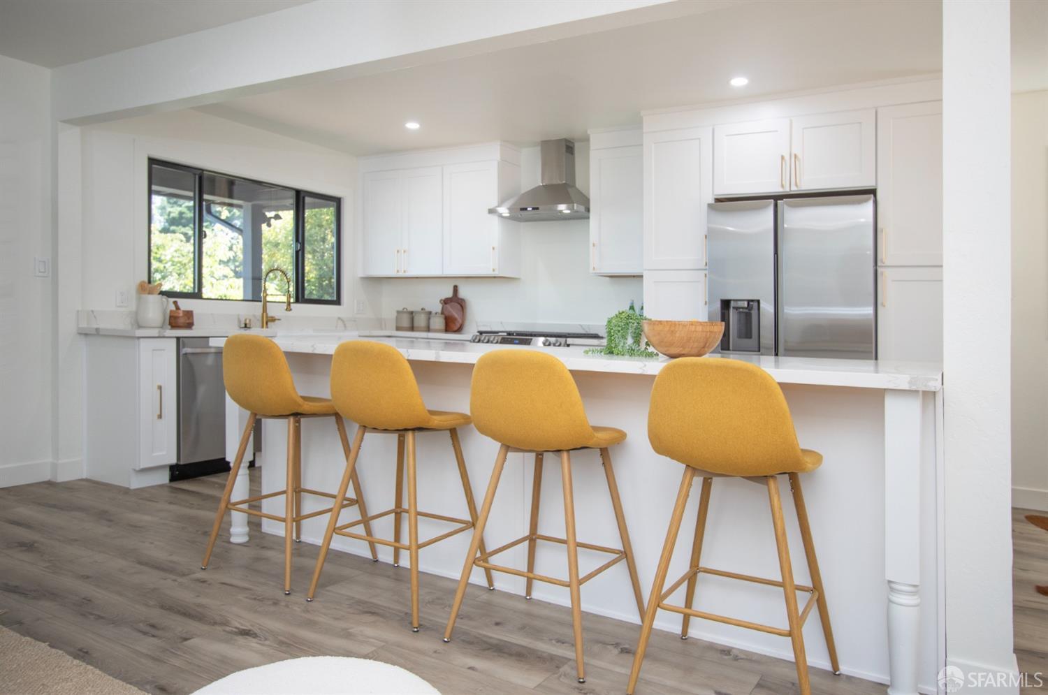 1042 Middlefield Road