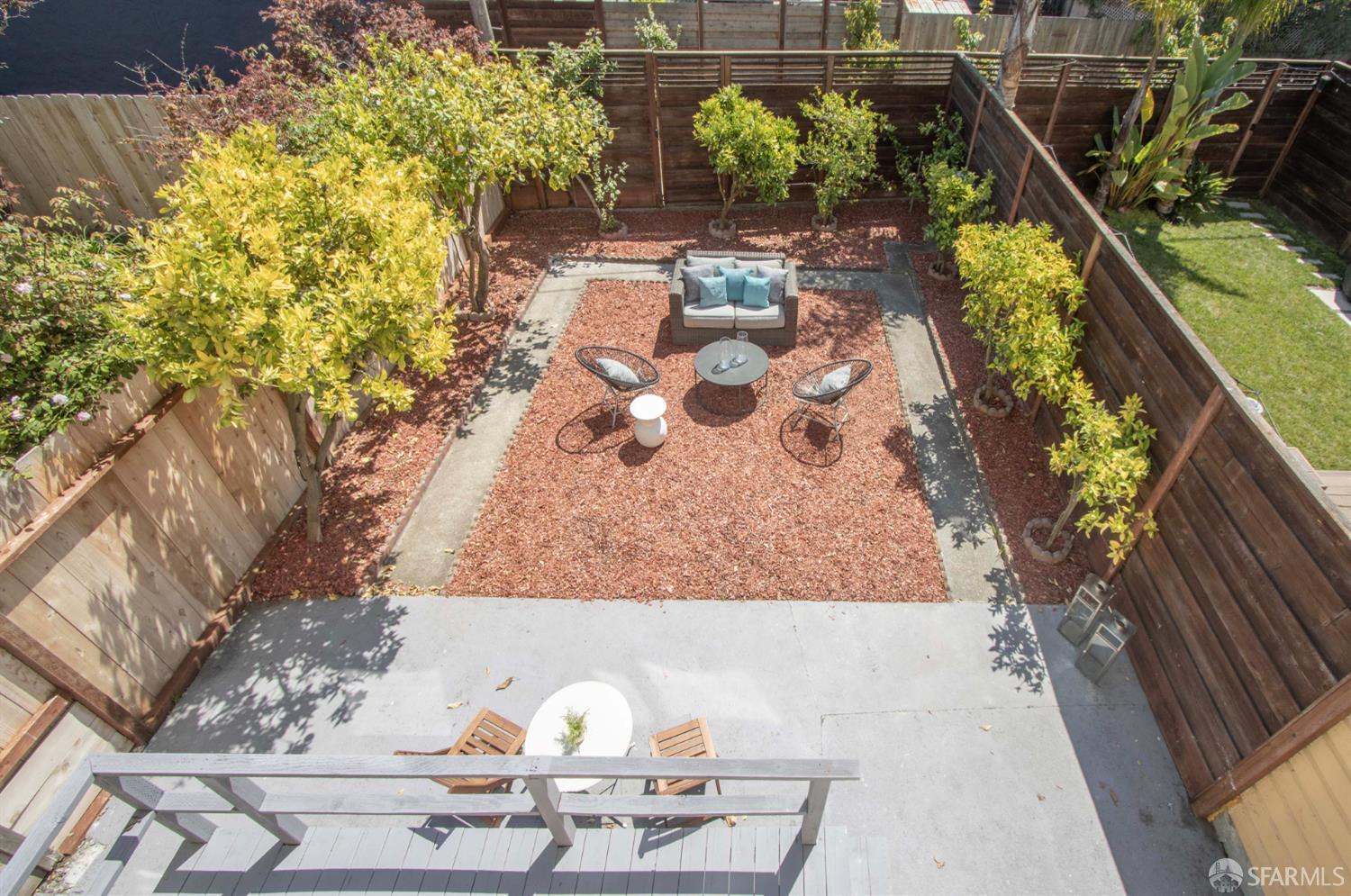 419 Capistrano Avenue