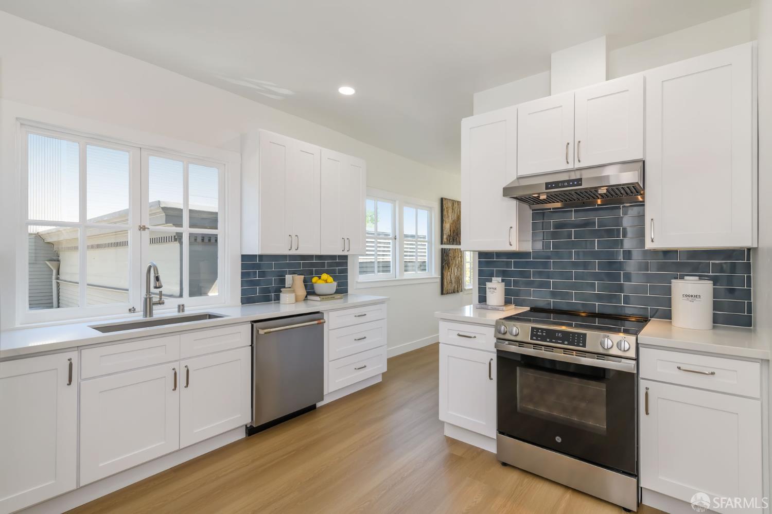 3779-3781 25th Street