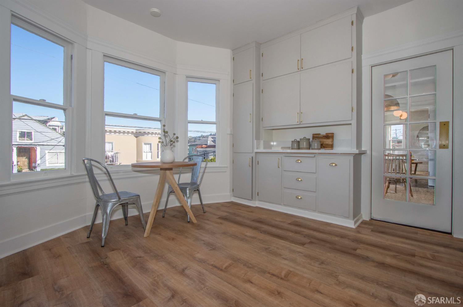 100 Excelsior Avenue