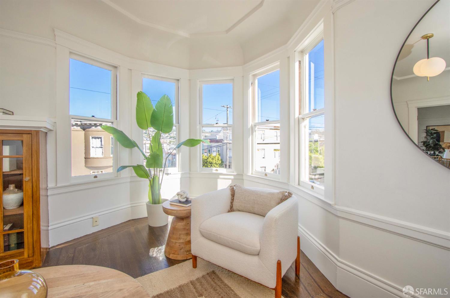100 Excelsior Avenue