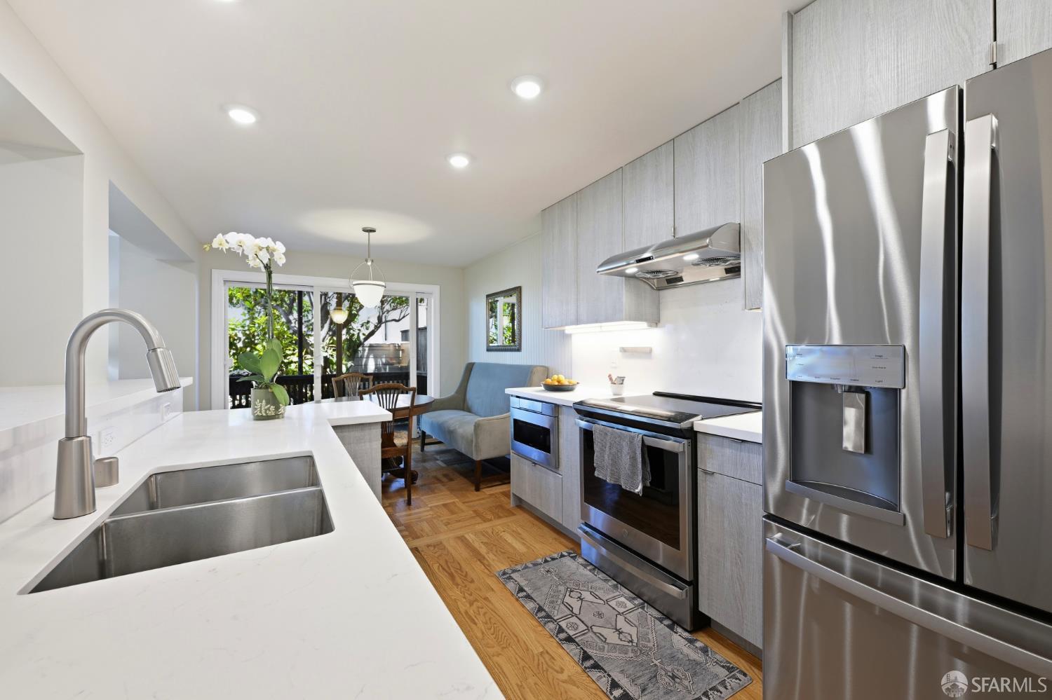 44 San Antonio Place