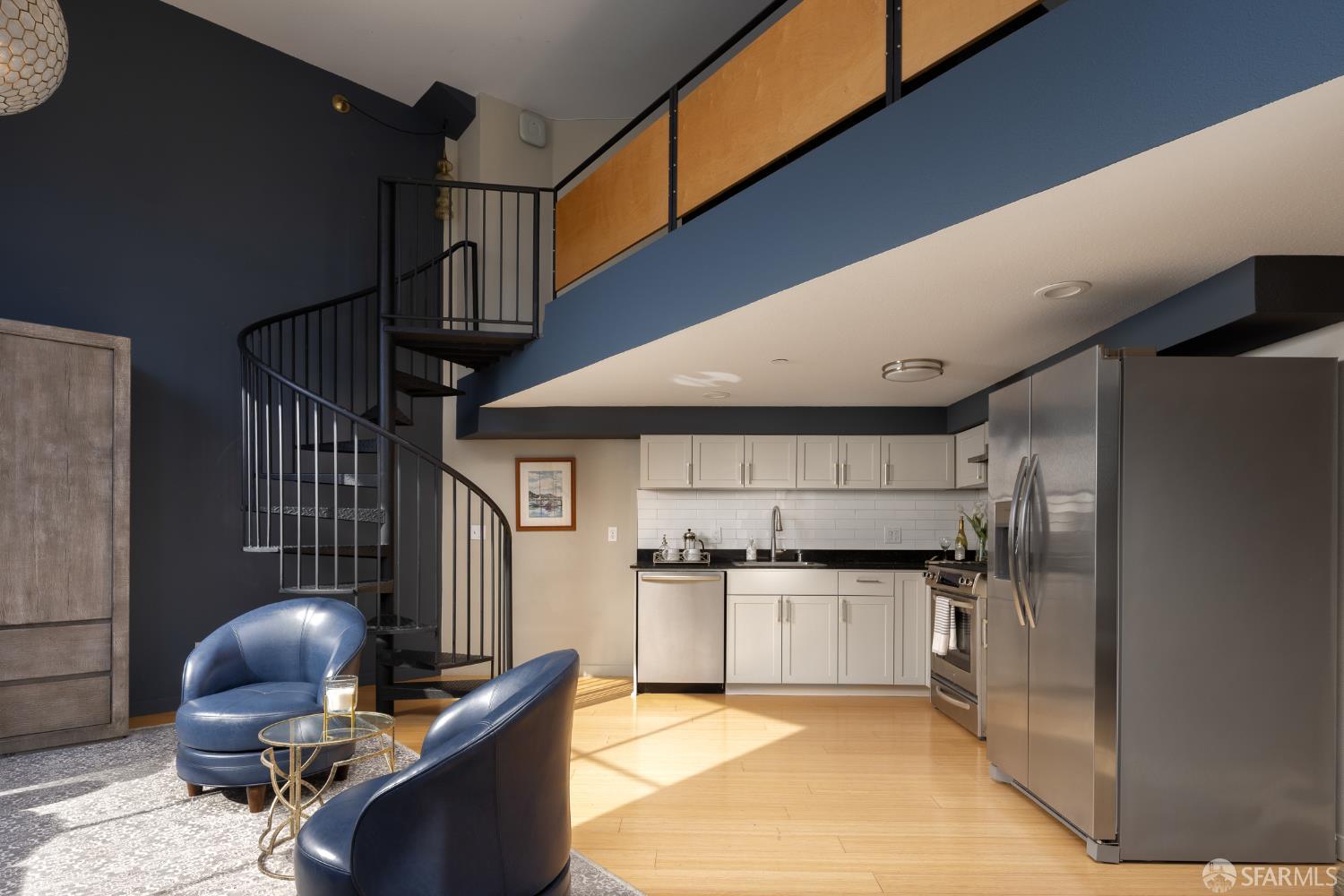 88 Guy Place # 403
