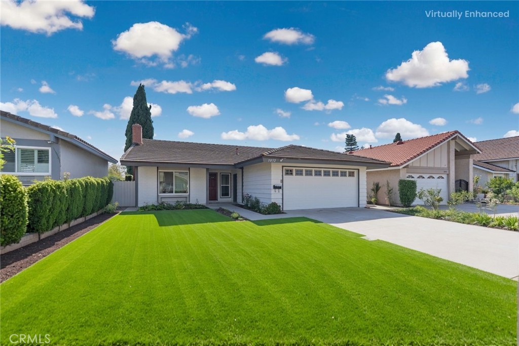 3852 Blackthorn Street