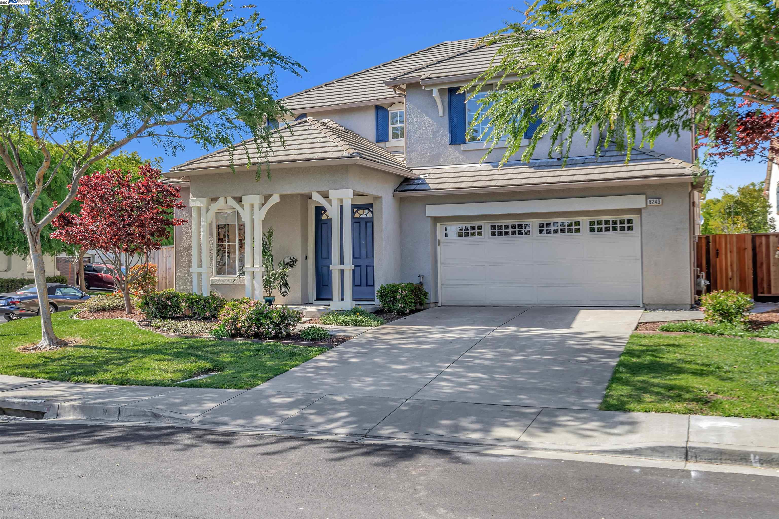 8243 Mandarin Ave