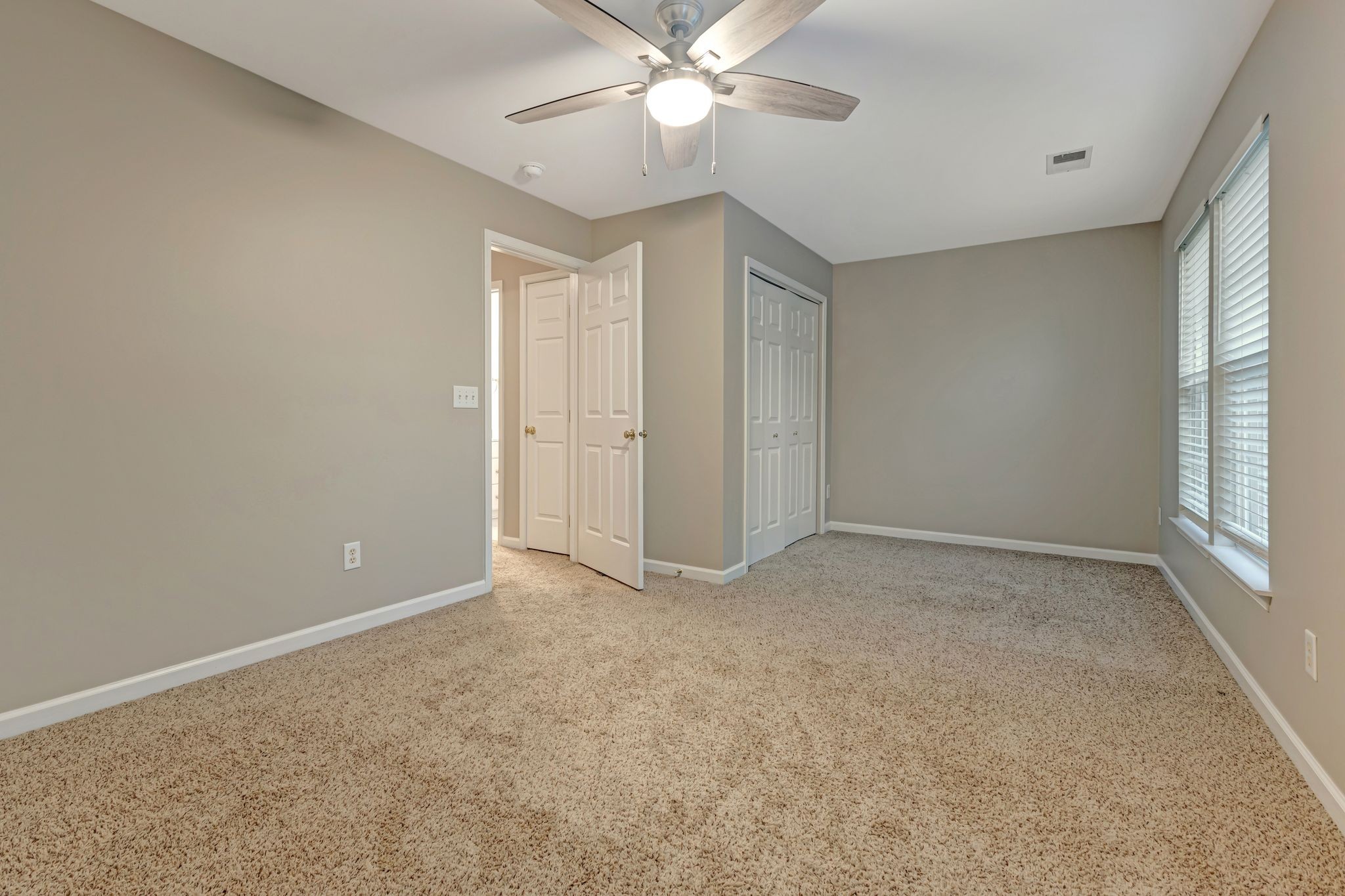 696 Huffine Manor Cir