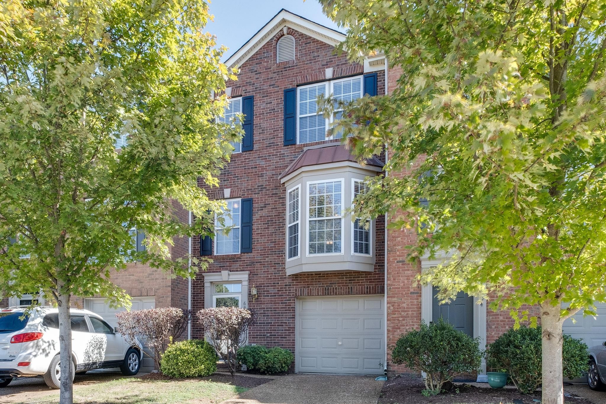 696 Huffine Manor Cir