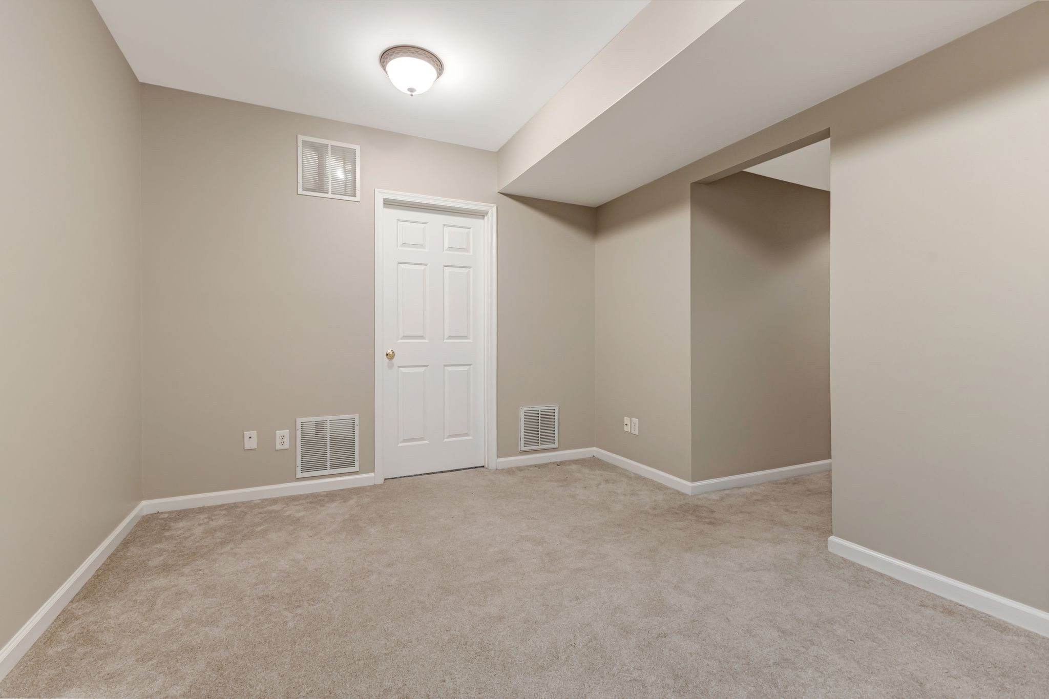 696 Huffine Manor Cir