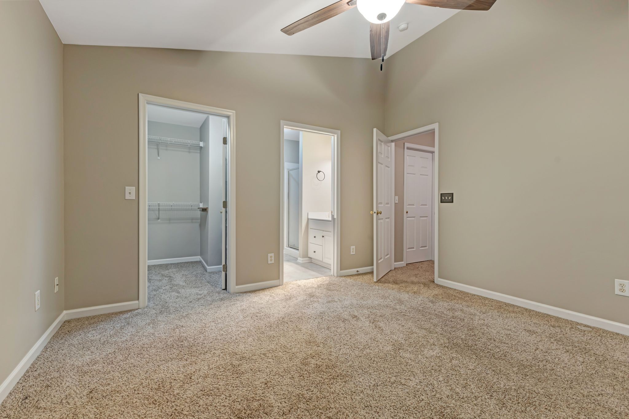 696 Huffine Manor Cir