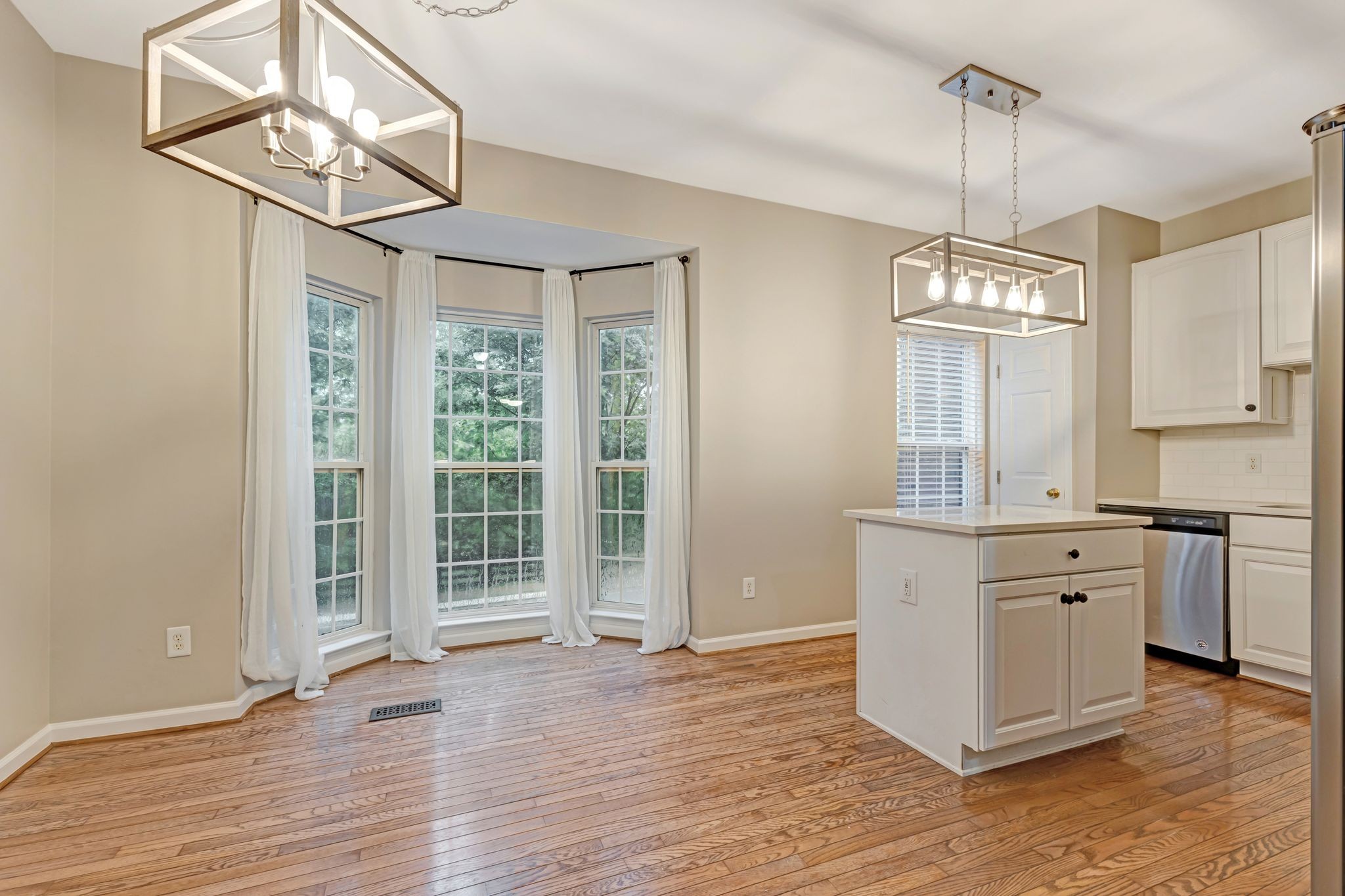 696 Huffine Manor Cir