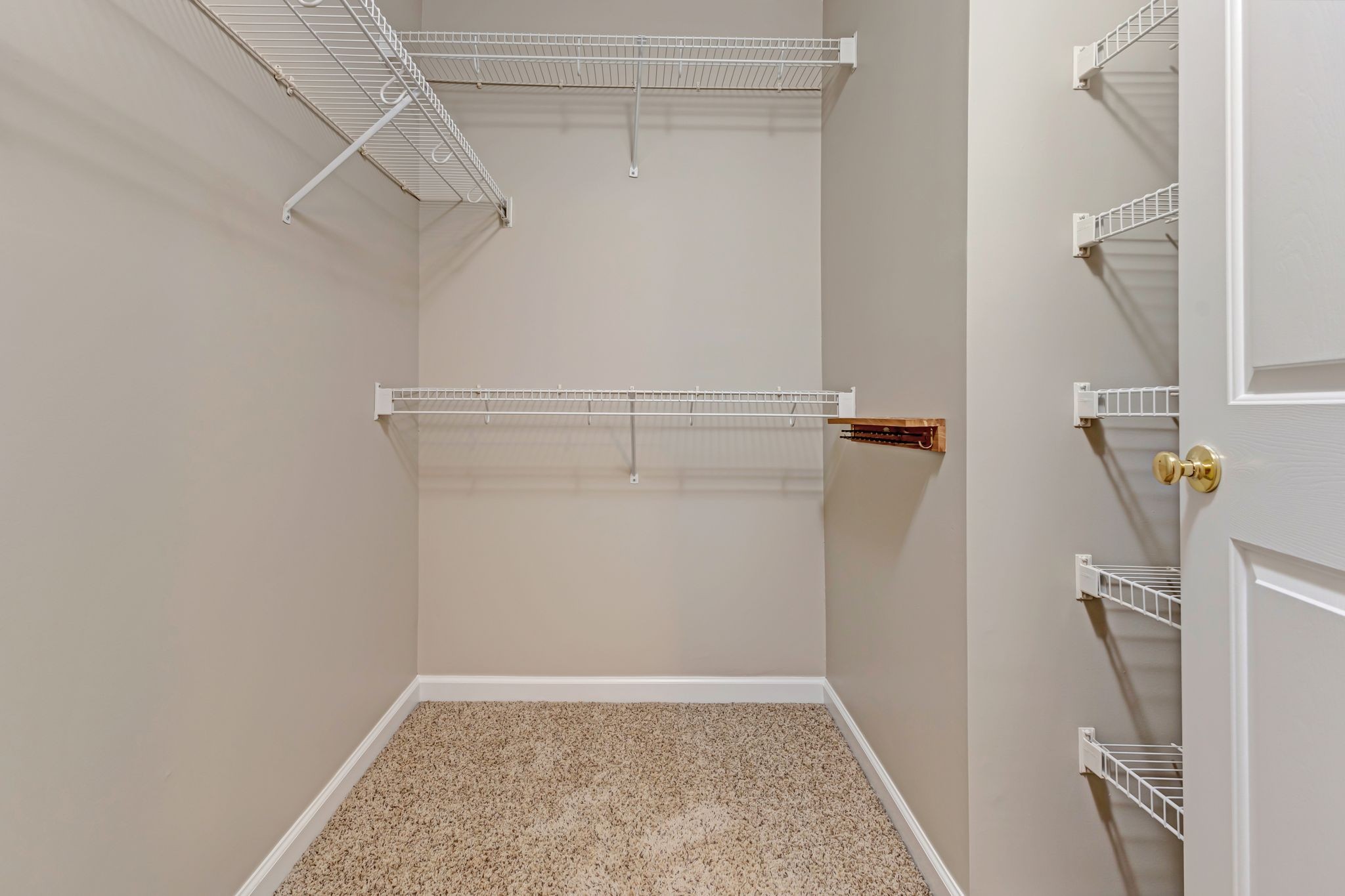 696 Huffine Manor Cir