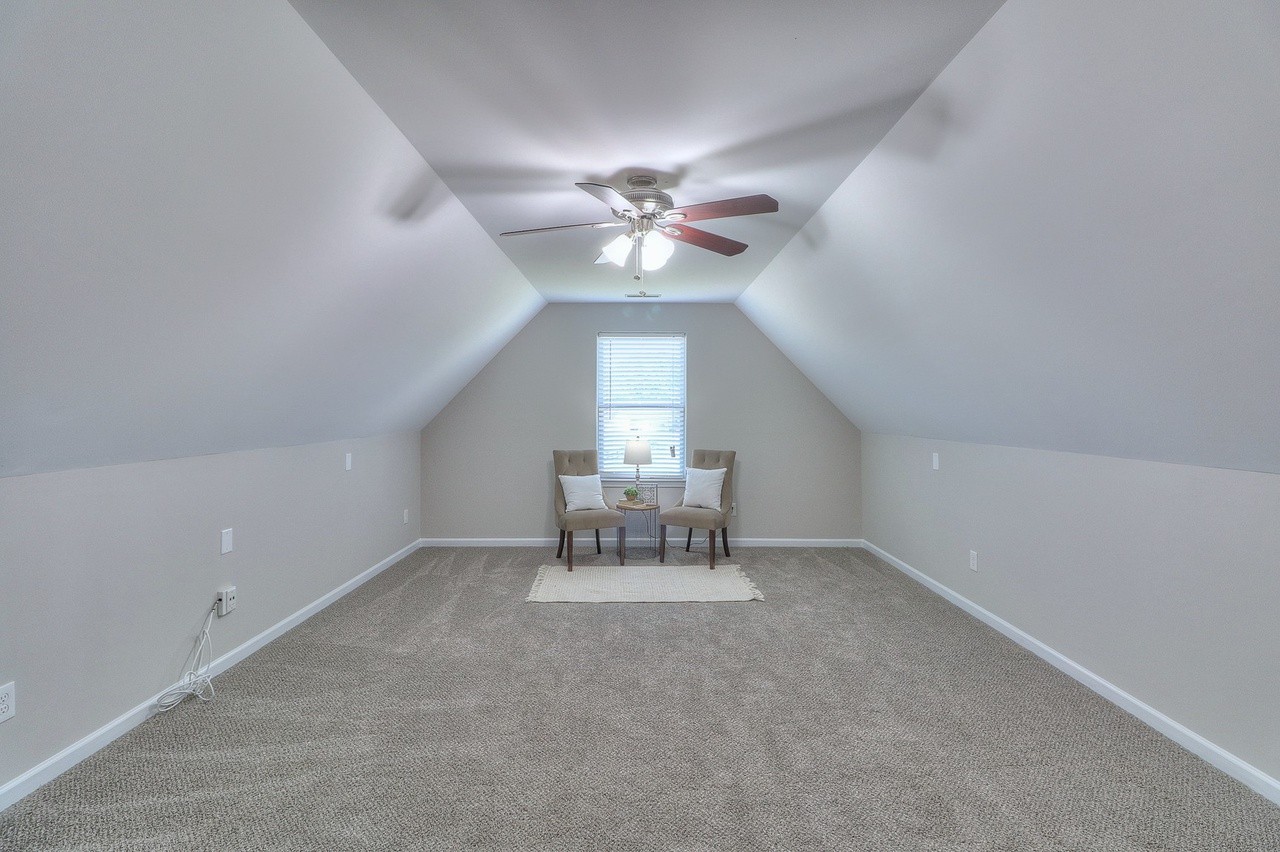 1133 Winding Branch Dr