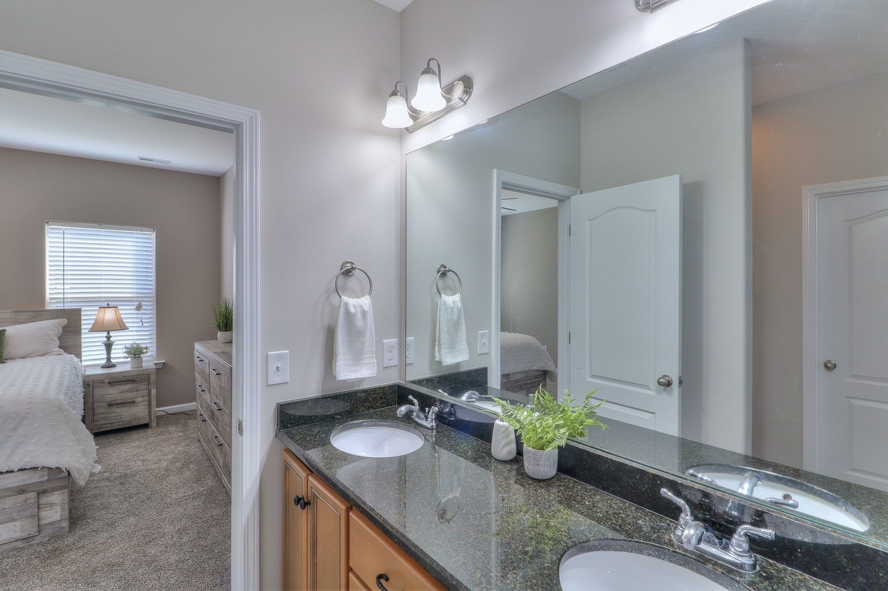 1133 Winding Branch Dr