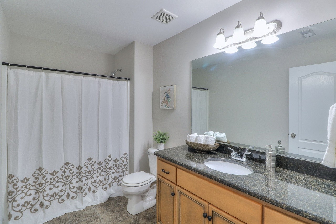 1133 Winding Branch Dr
