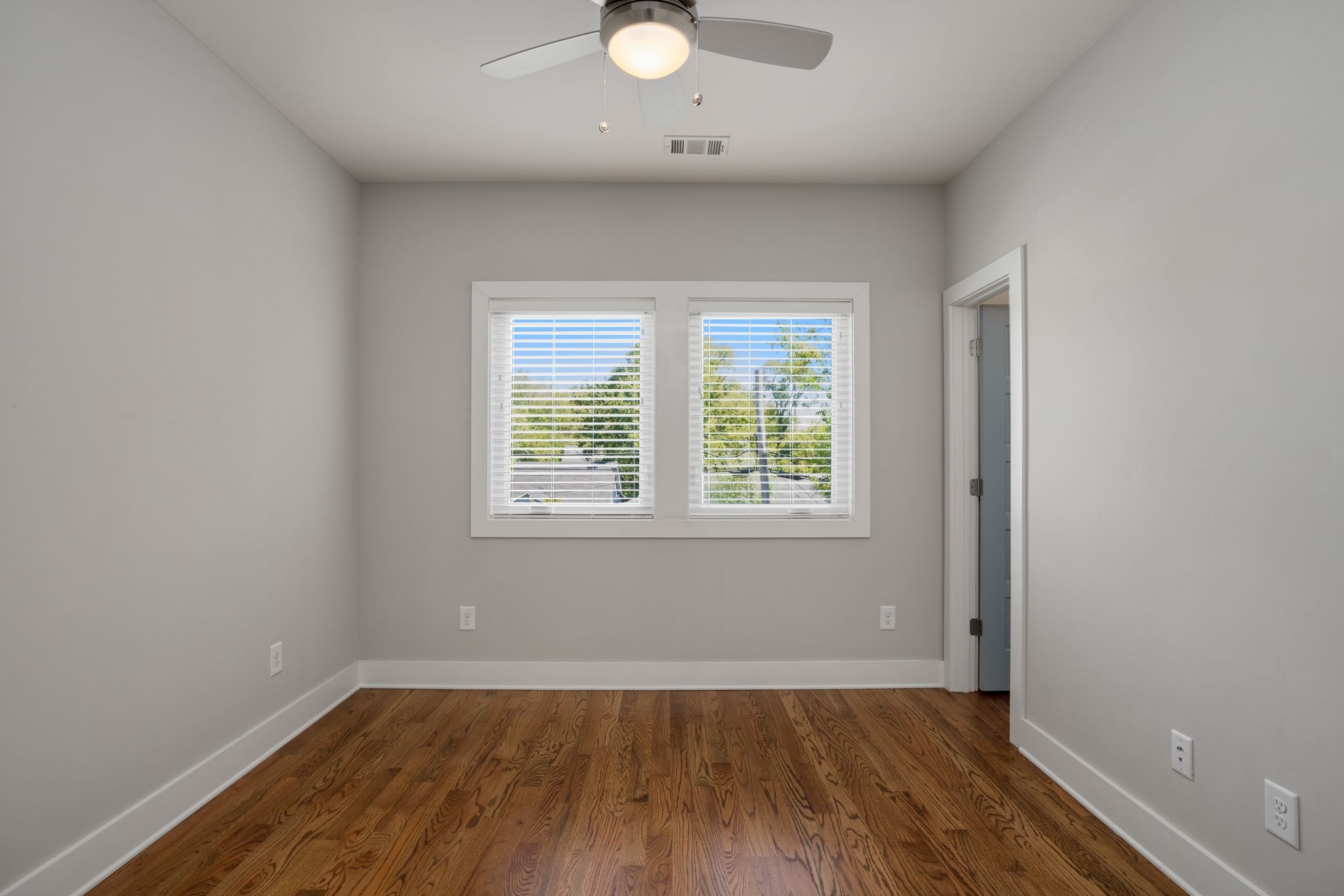 1078B Zophi St