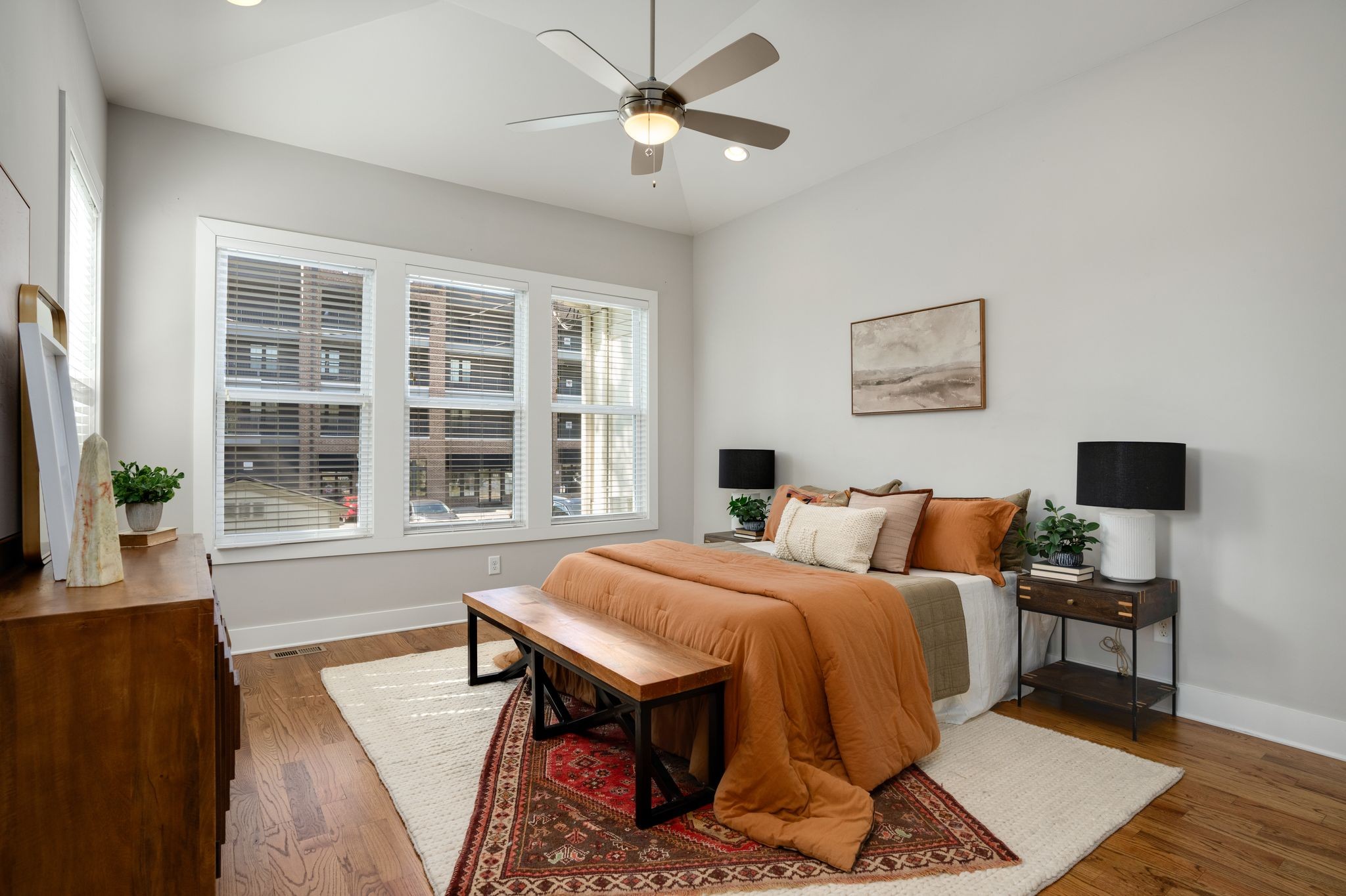 1078B Zophi St