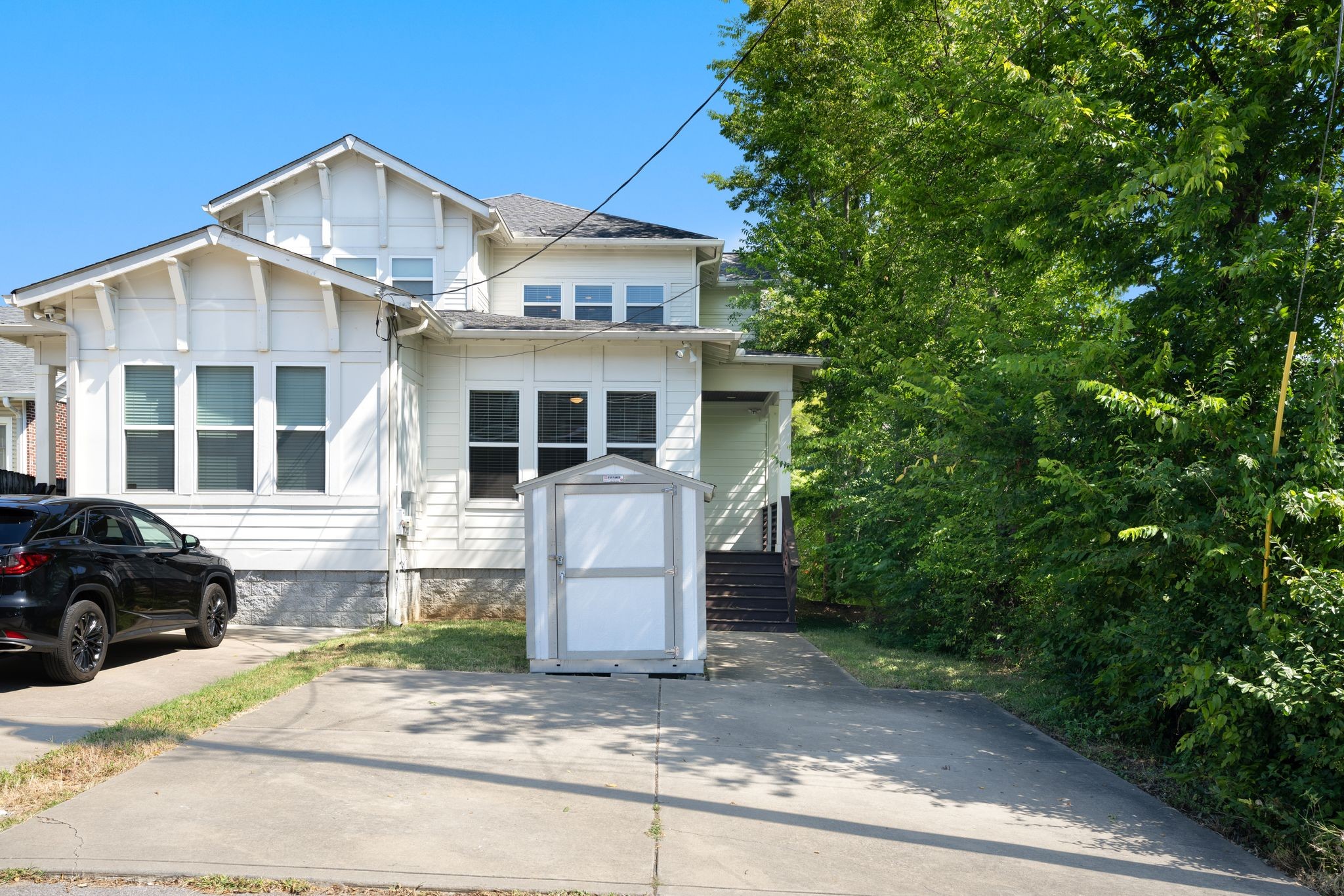 1078B Zophi St