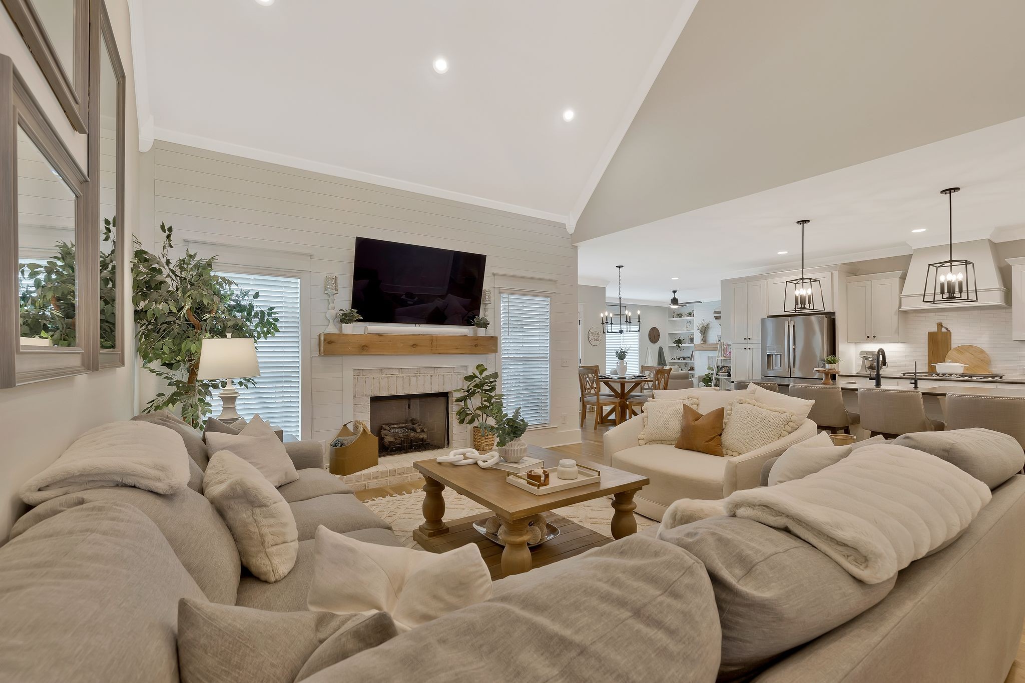 8016 Brightwater Way