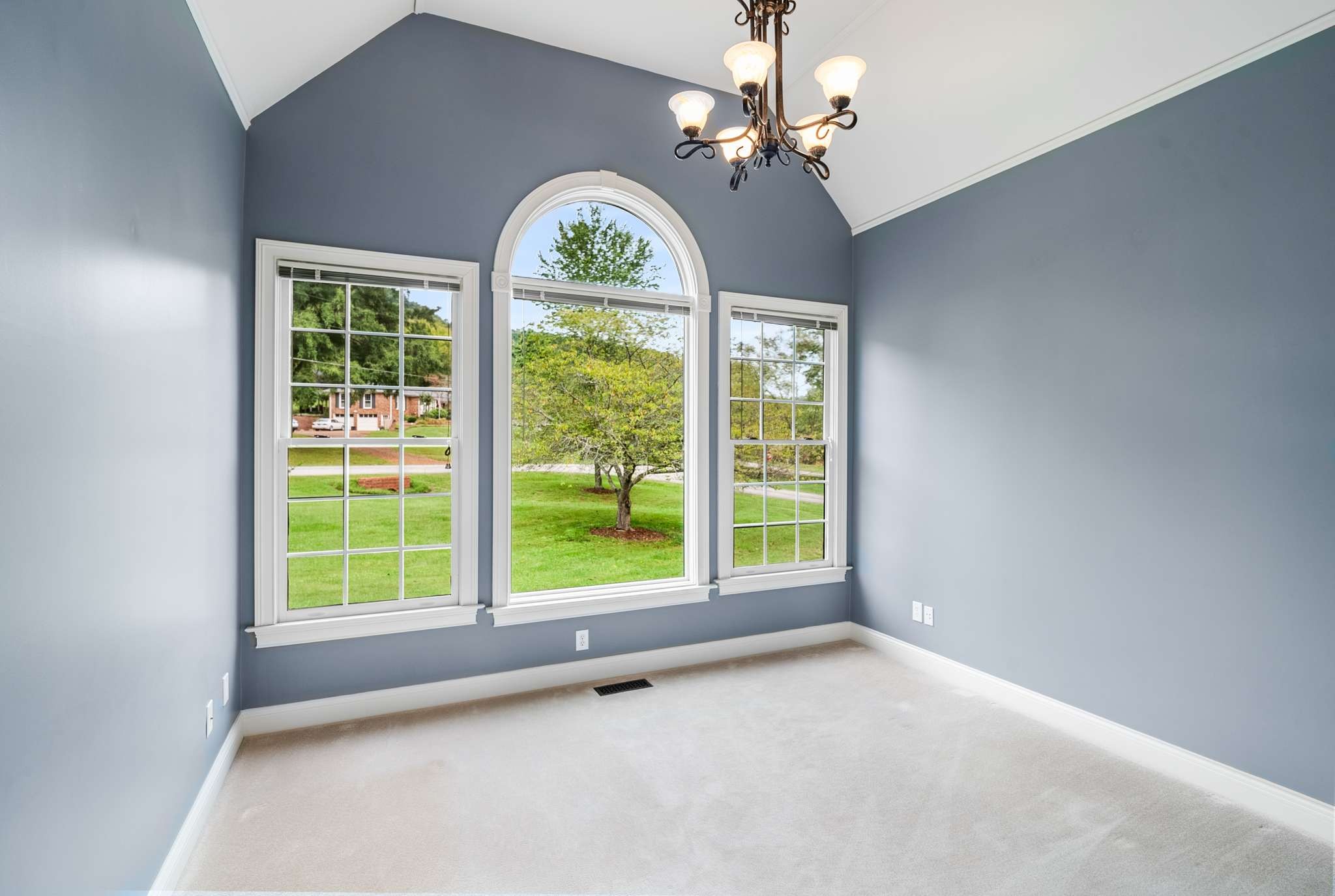 110 Century Oak Dr