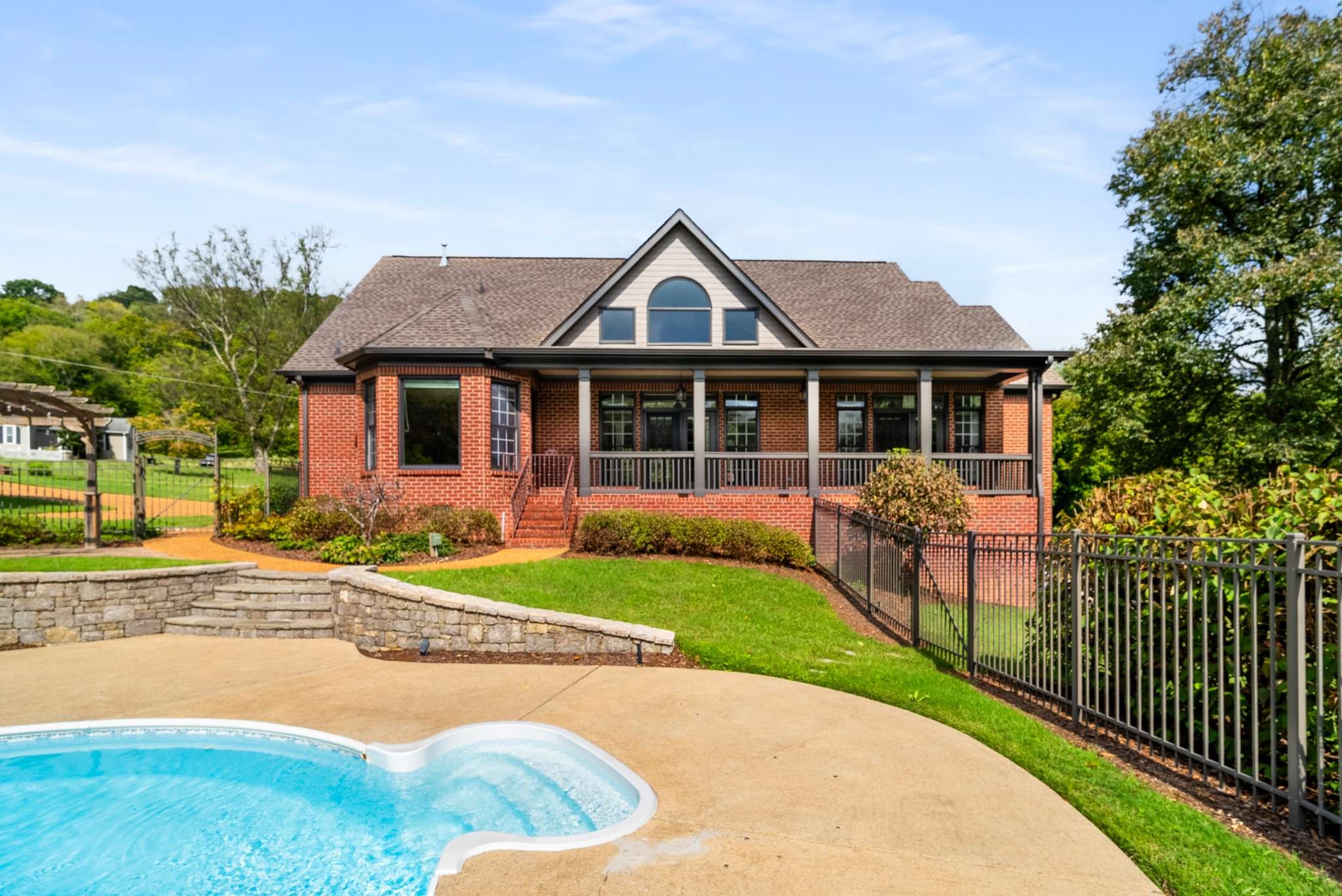 110 Century Oak Dr
