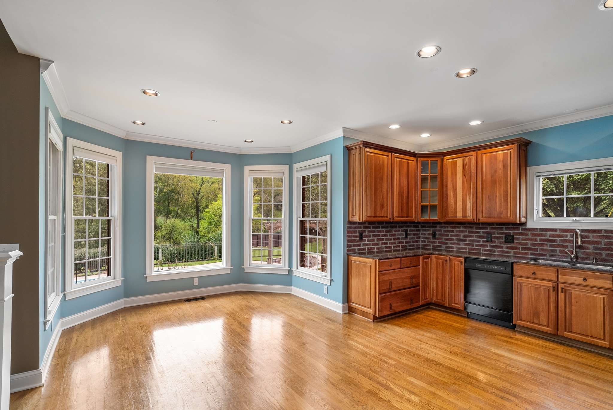 110 Century Oak Dr