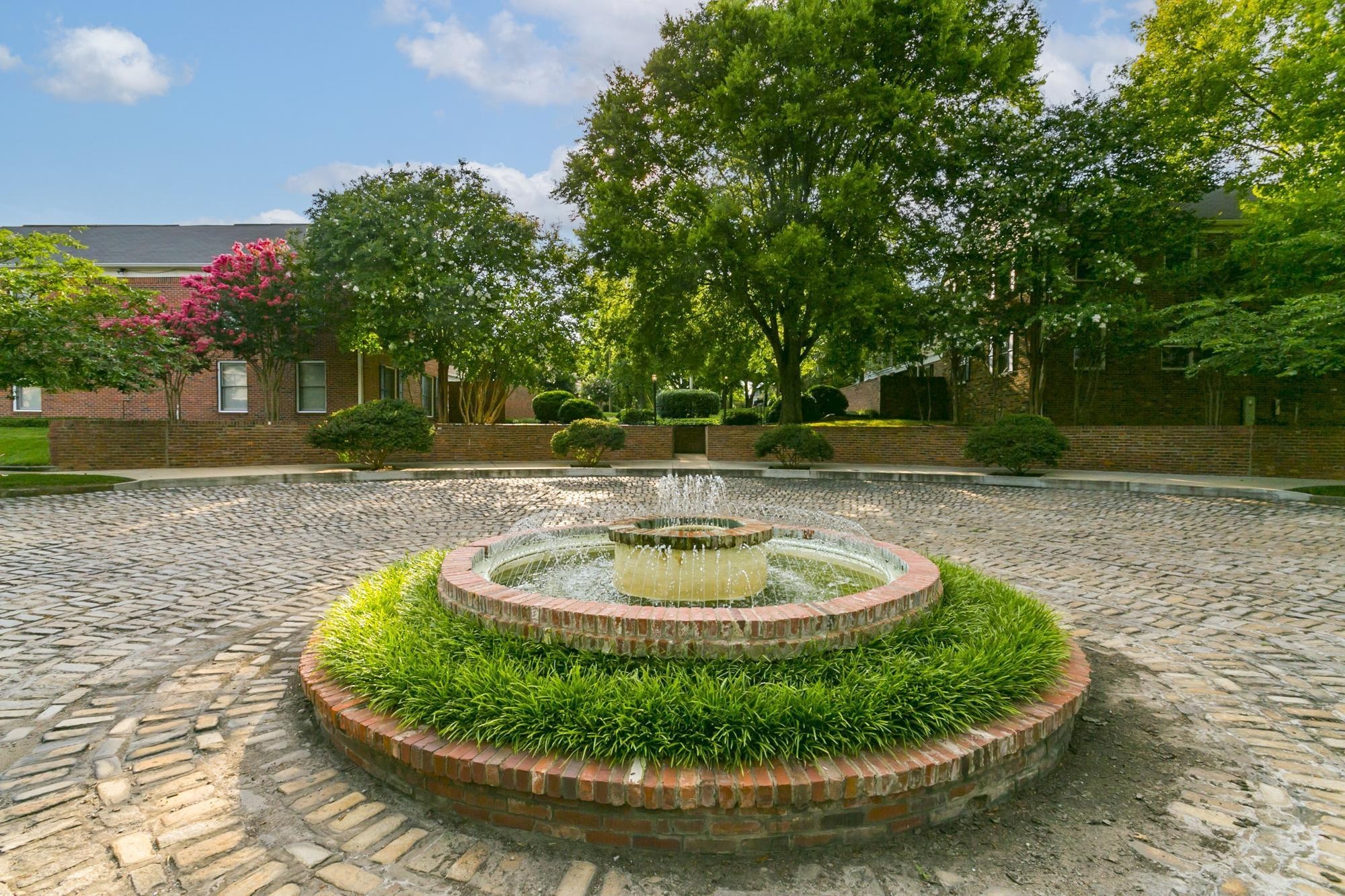 5025 Hillsboro Pike Unit: 7E