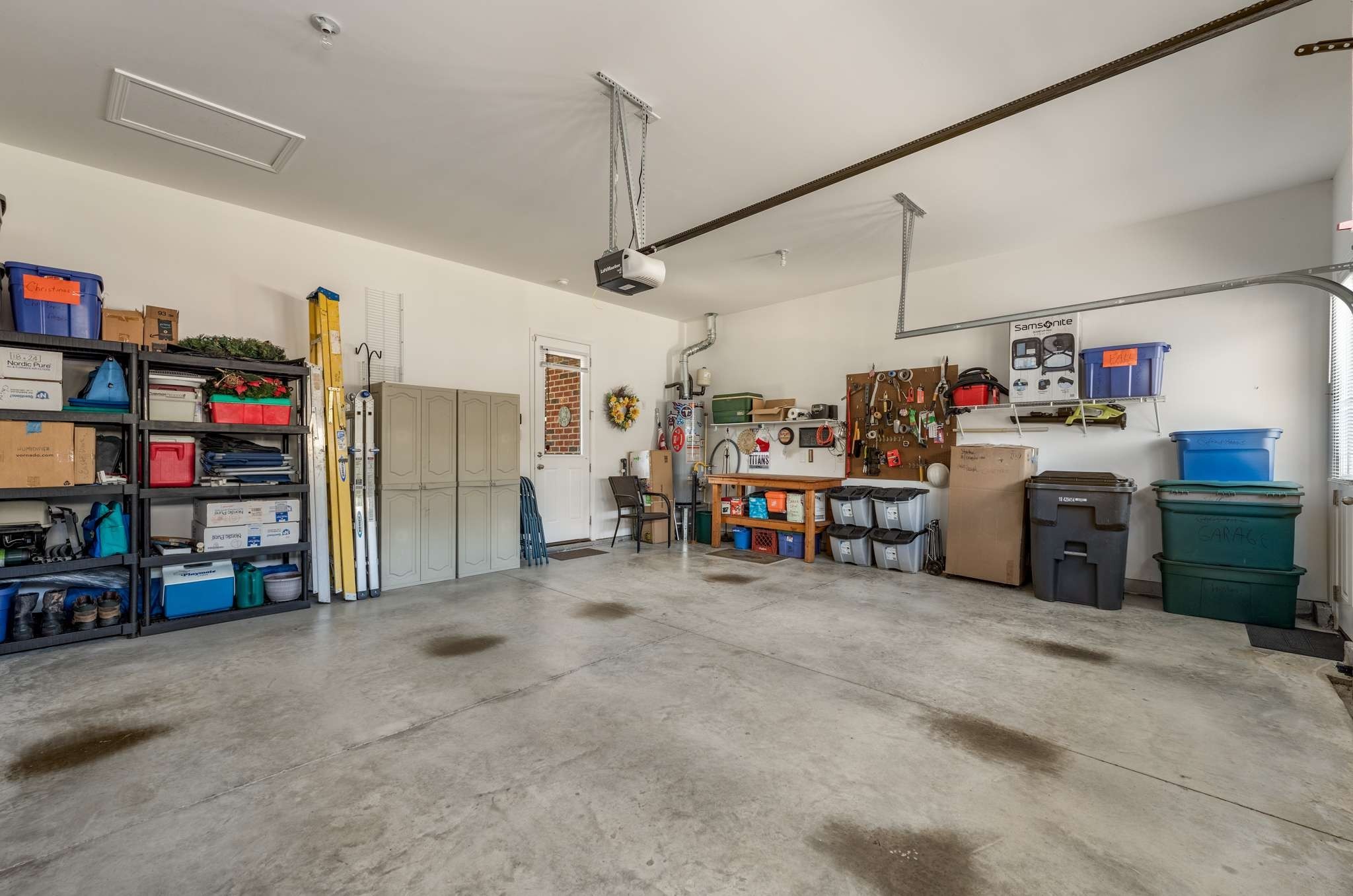 3400 Bristol Alley
