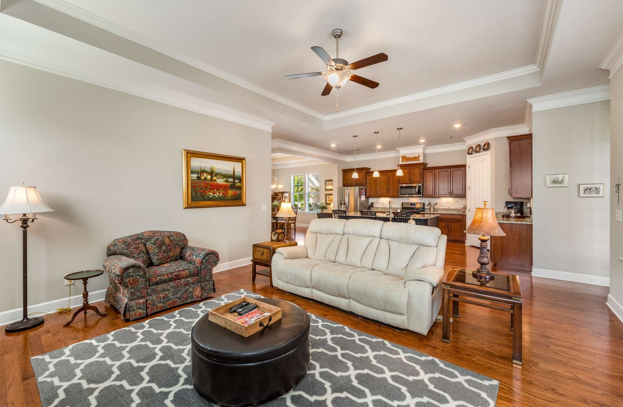 3400 Bristol Alley
