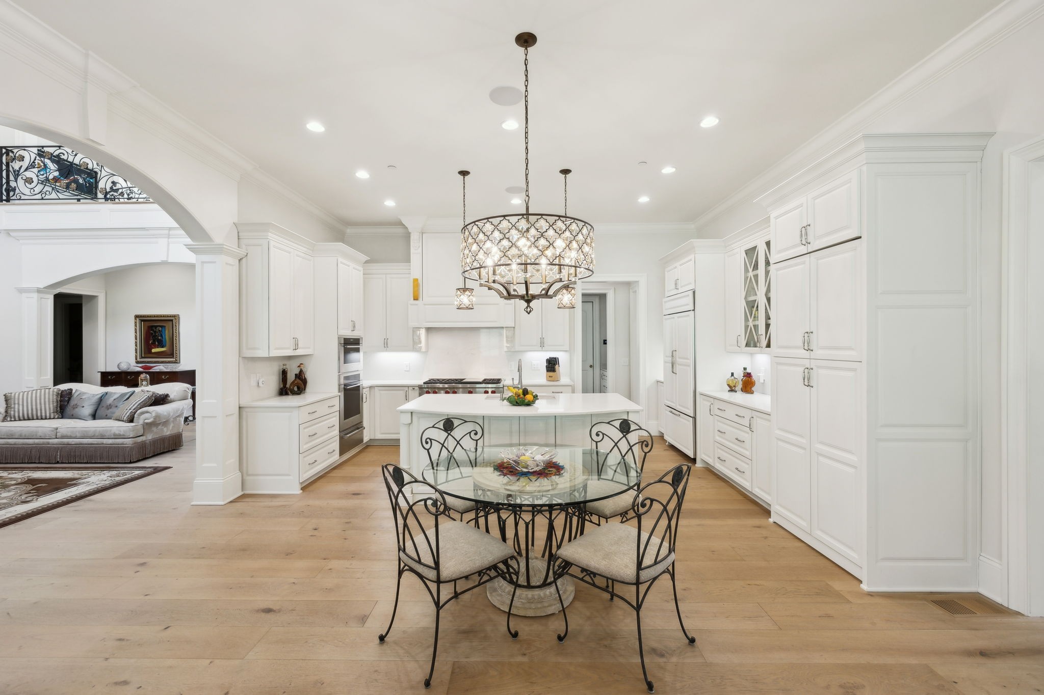 1506 Amesbury Ln