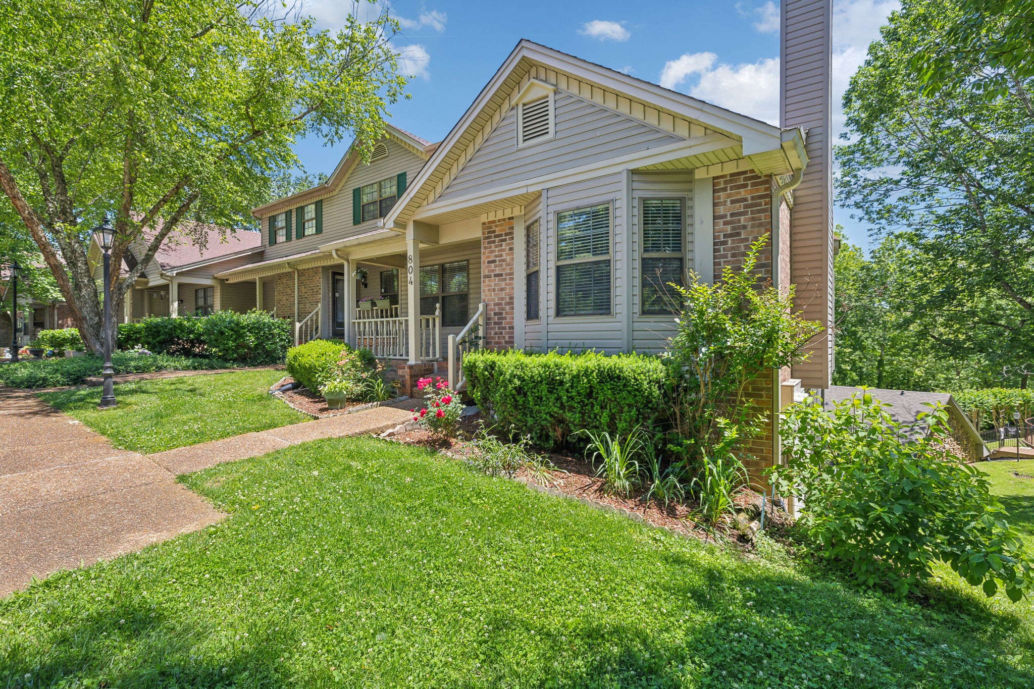 804 Beazer Ln