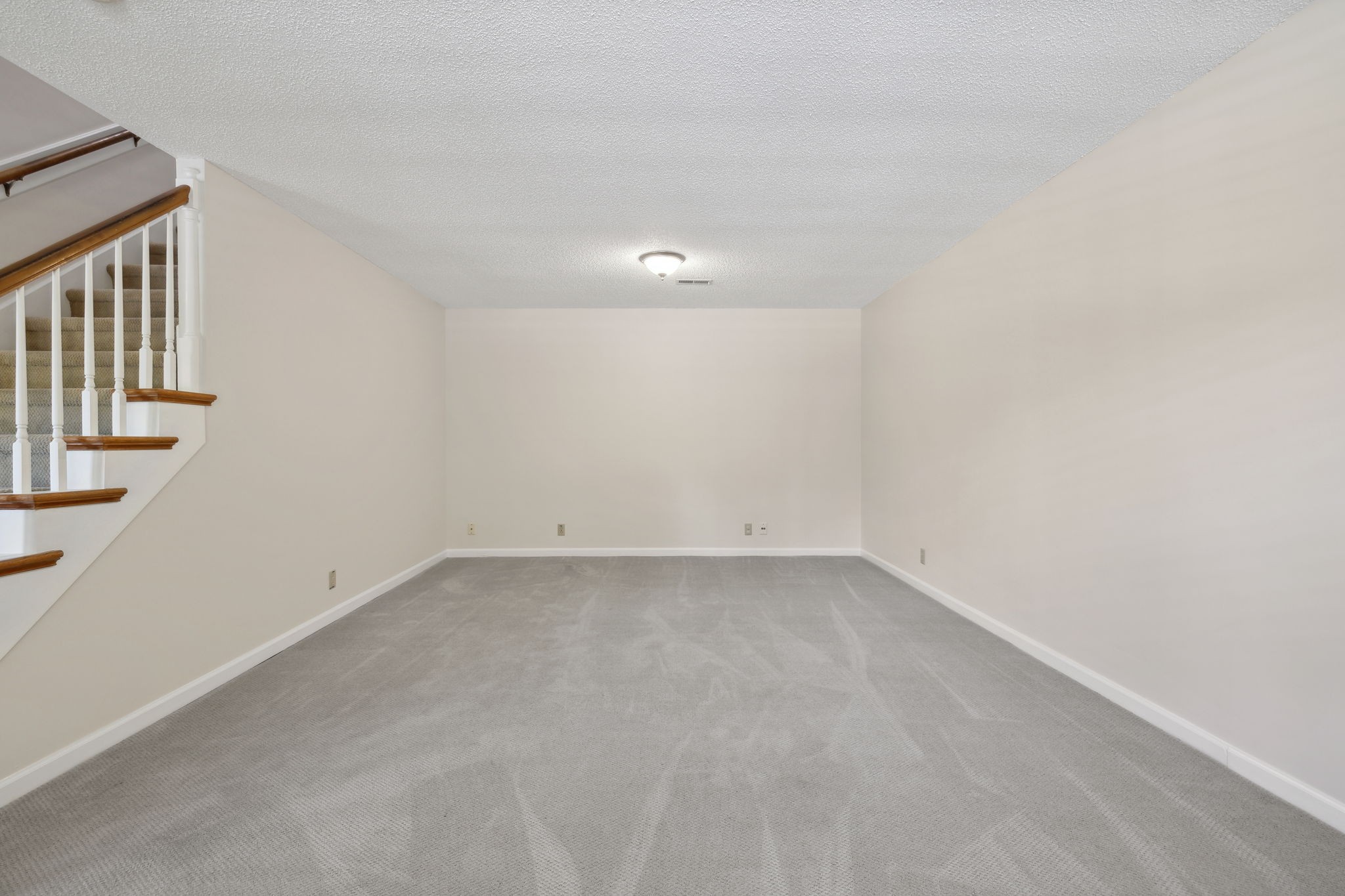 804 Beazer Ln