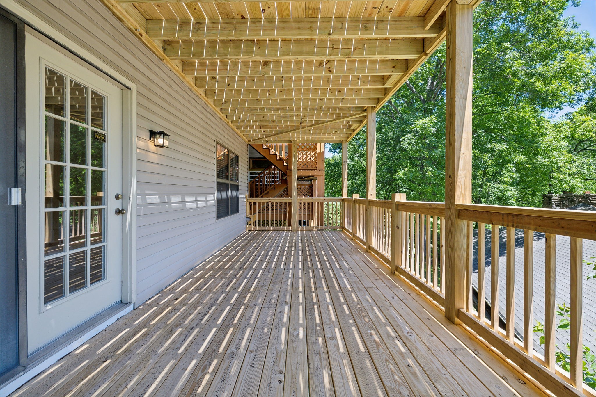 804 Beazer Ln