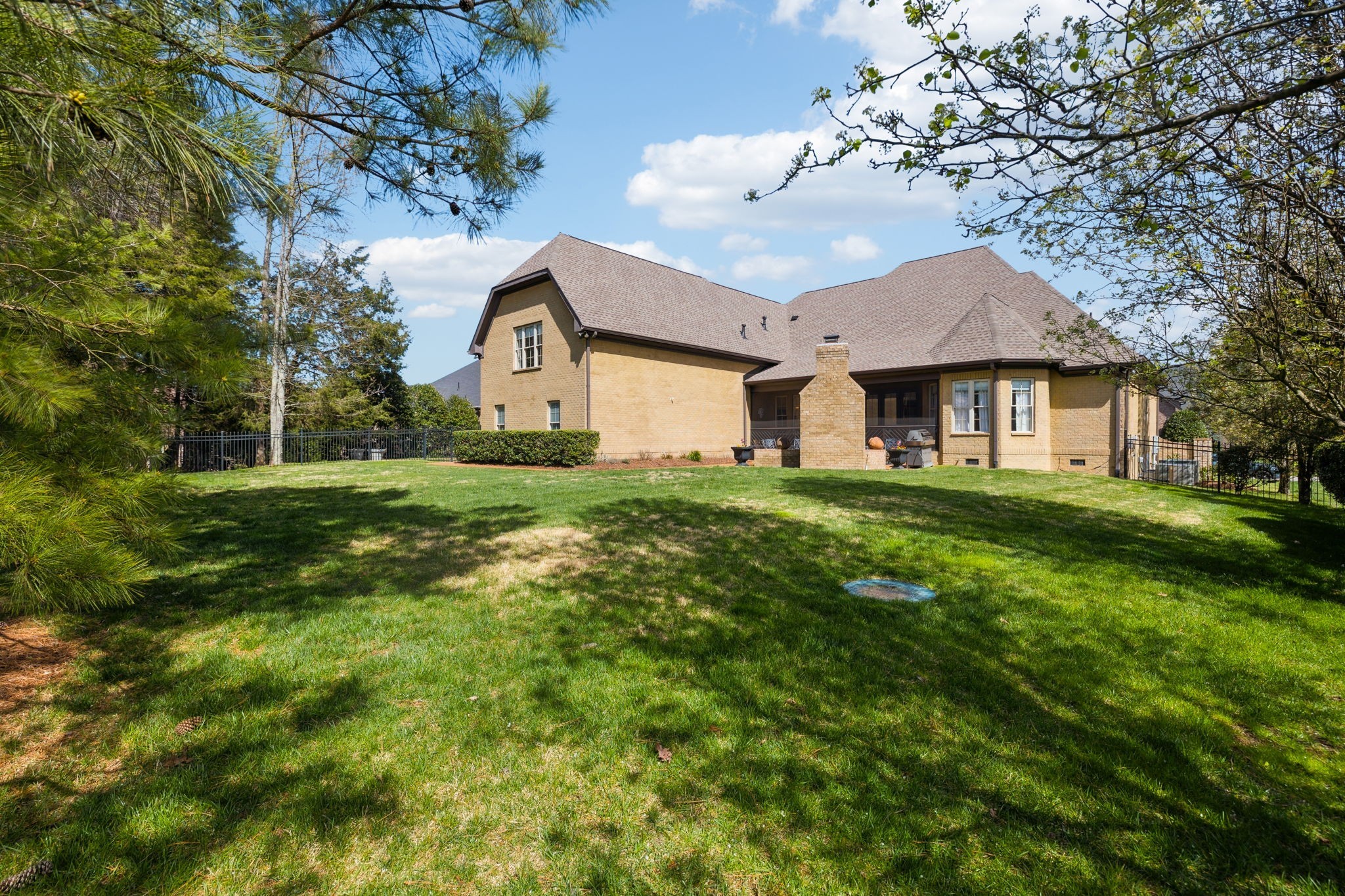 1194 Meadow Bridge Ln