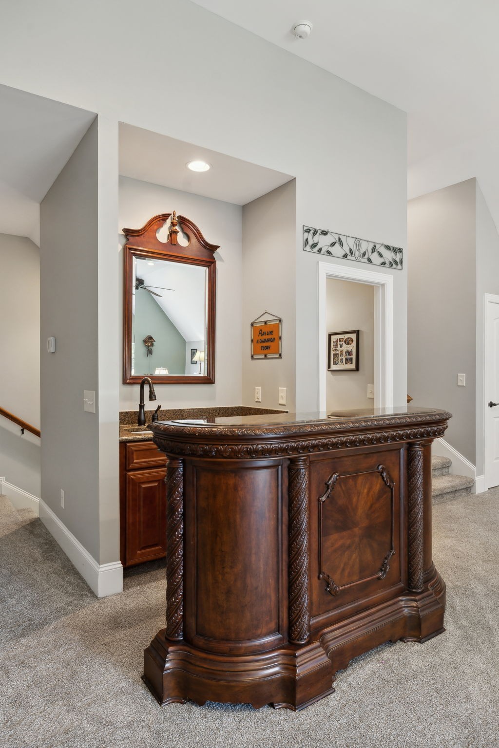 1194 Meadow Bridge Ln
