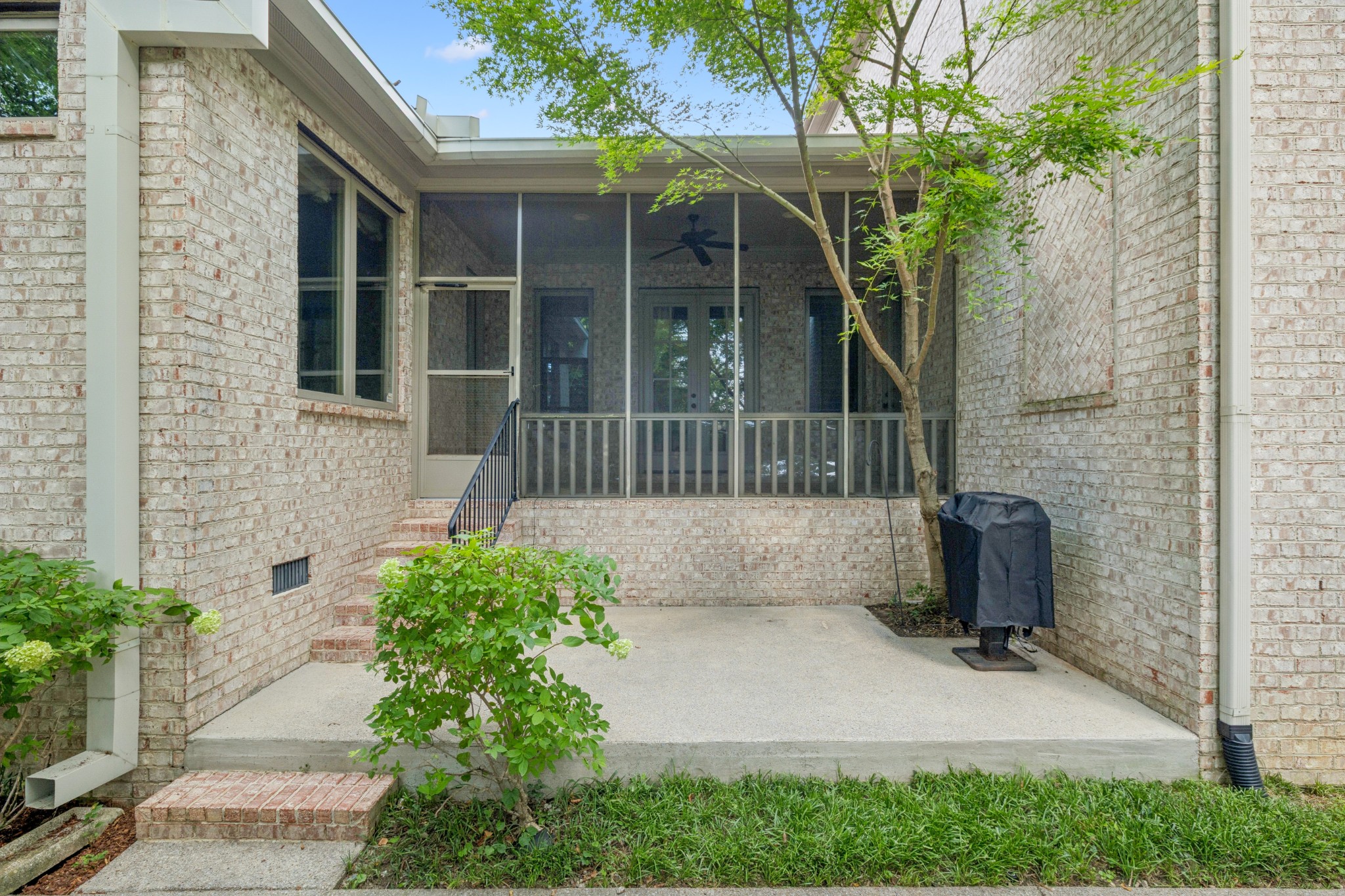 2021B Overhill Dr