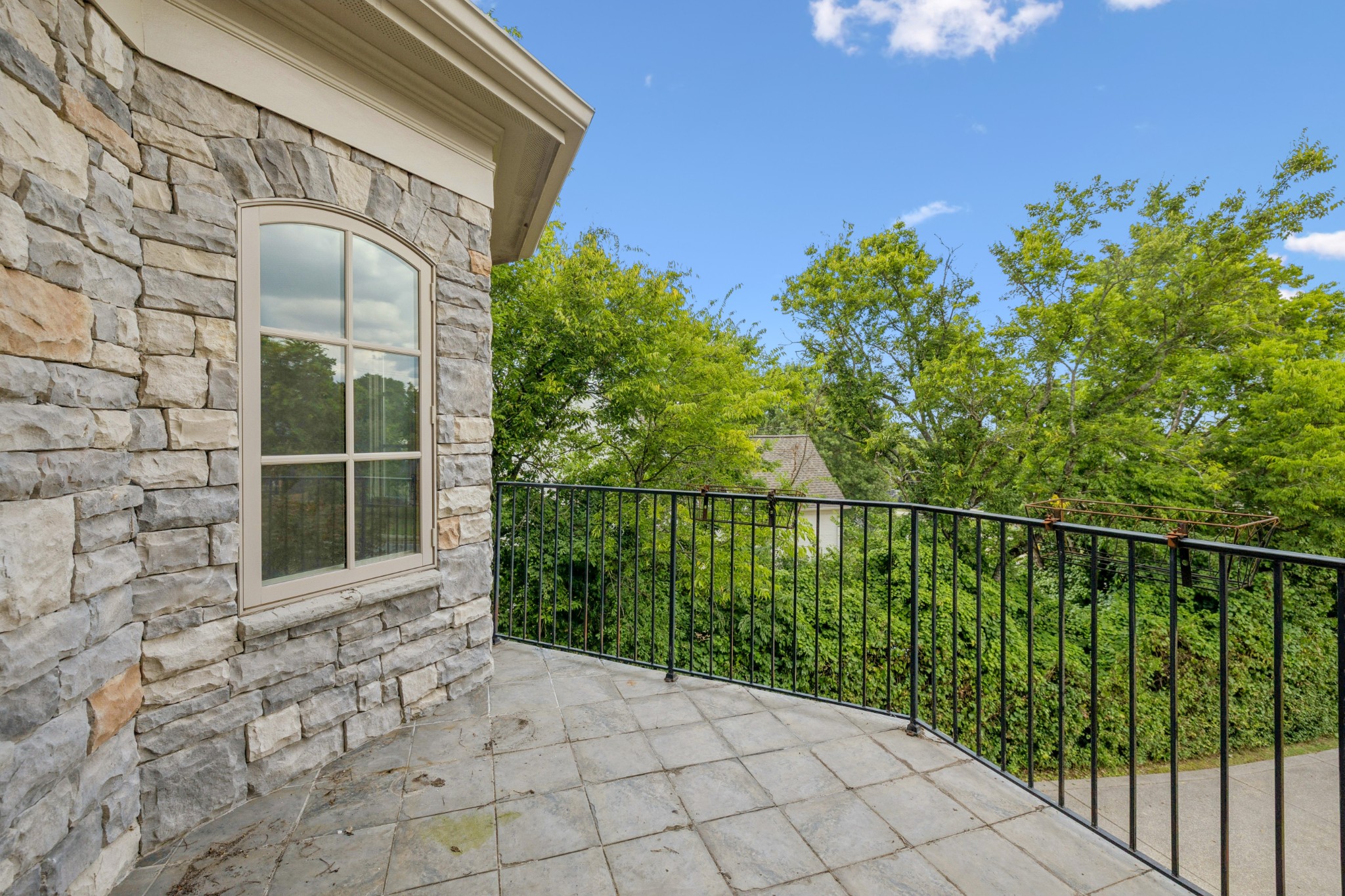 2021B Overhill Dr