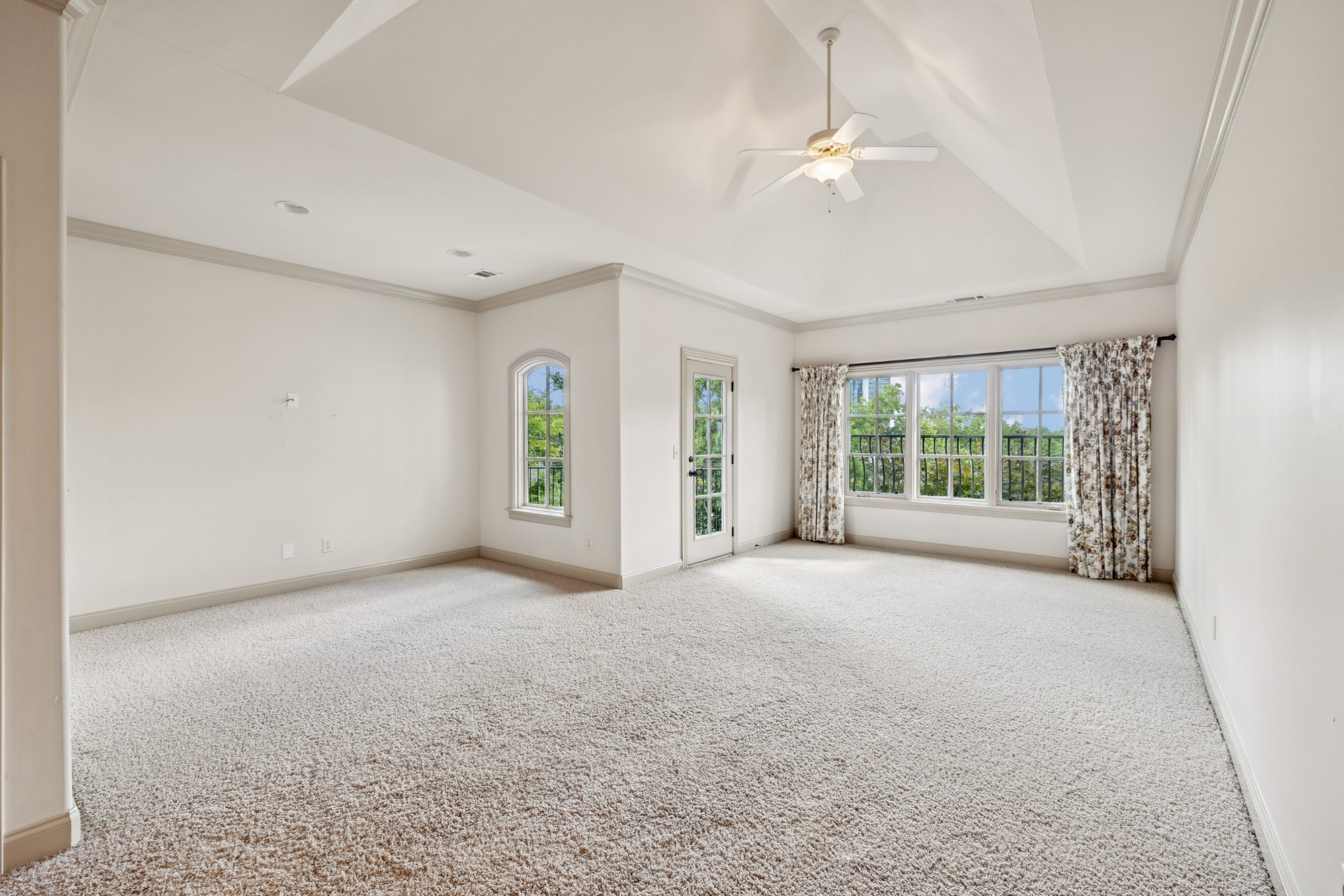 2021B Overhill Dr
