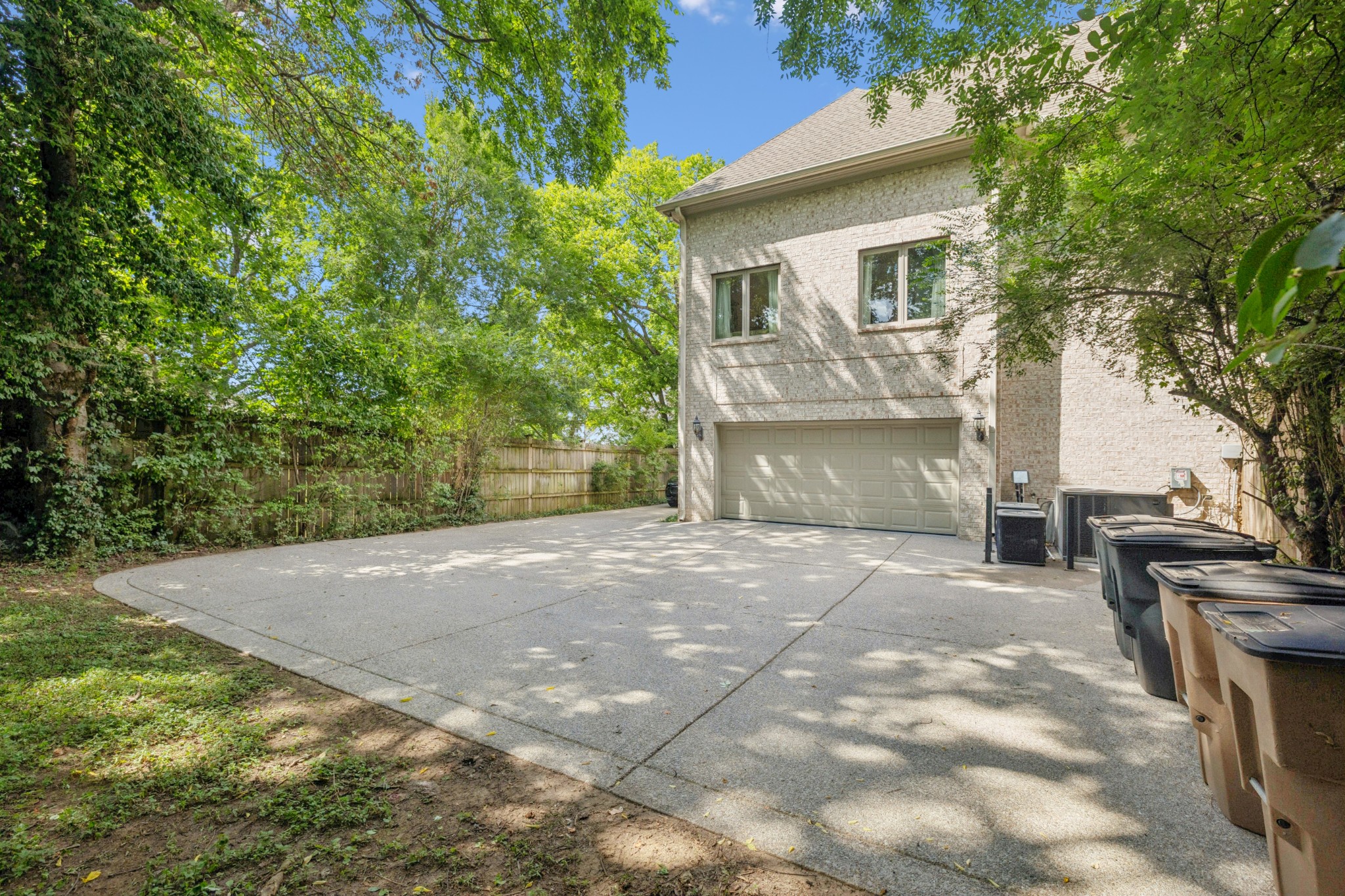 2021B Overhill Dr